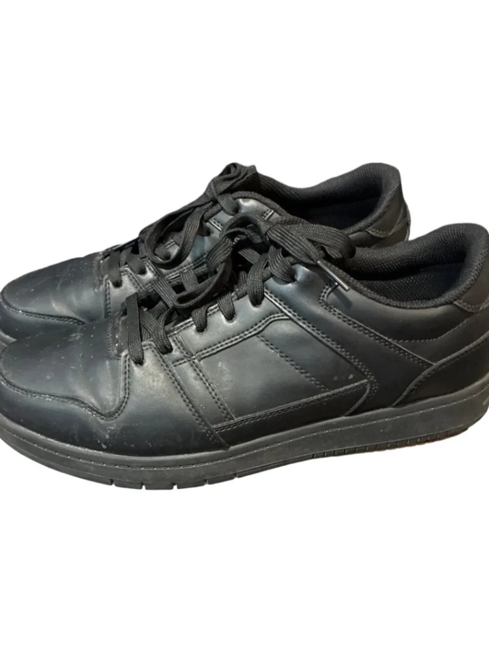 Sz.11*Eurostar*Black Lace-up Sneakers--Slip Resistant Work Shoes